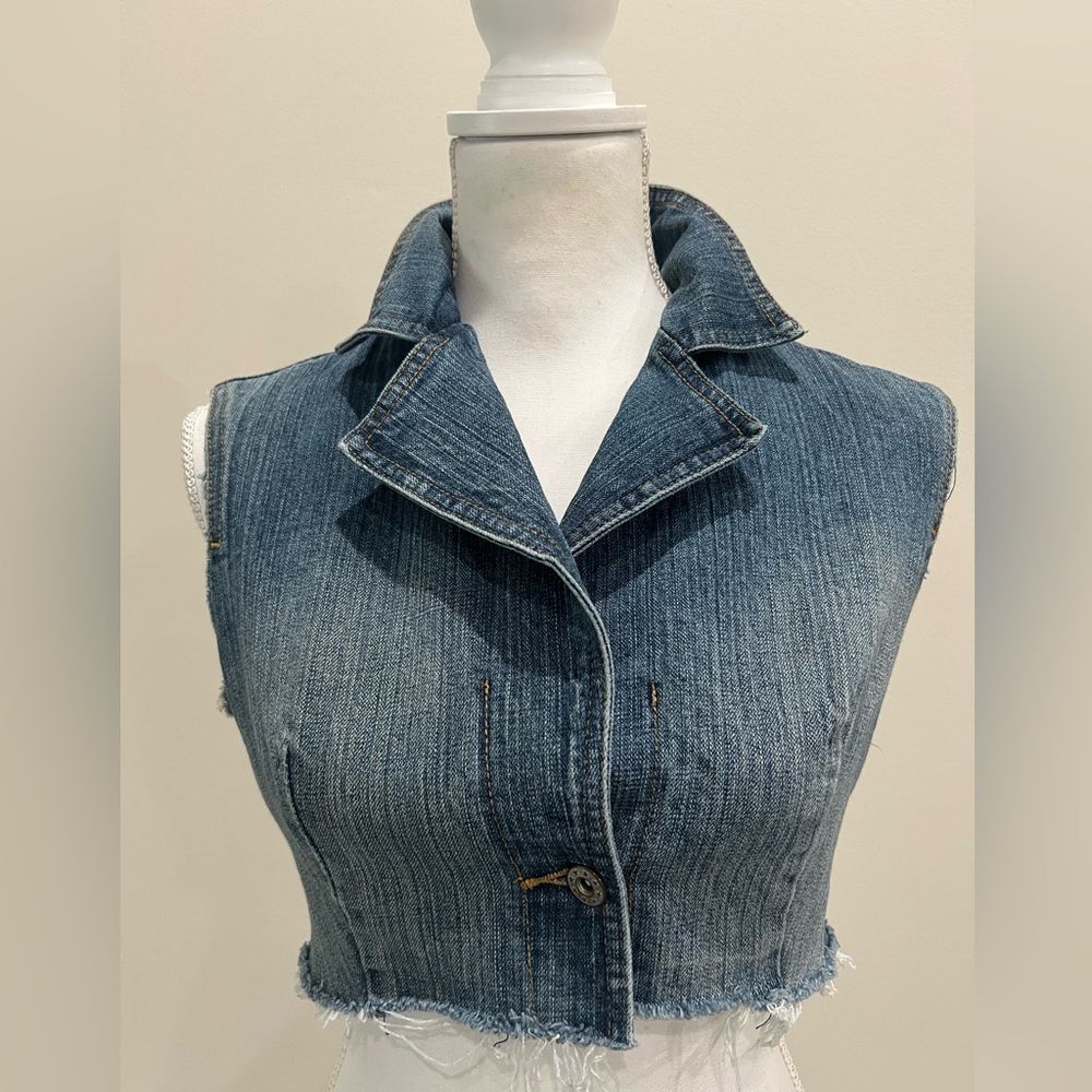R4R Jeans Denim Vest Cropped Sleeveless Frayed Front Button Lapel Collar Size M